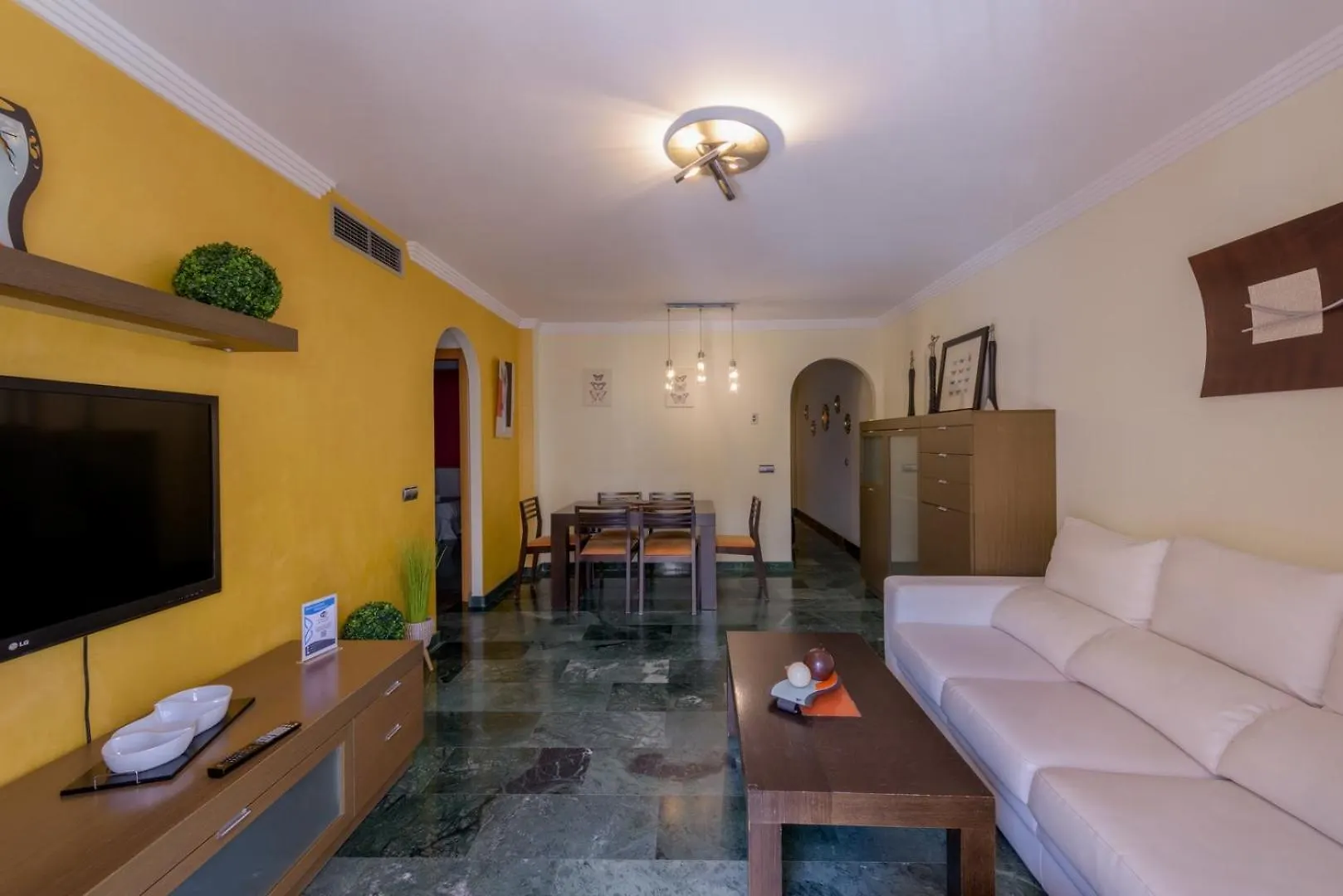 Apartment Apartamento Centrico Sibarys-3 Dormitorios Nerja